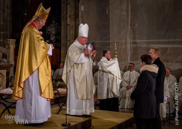 image:Image 10/source/orig/9315_5958_0_img1237.jpeg