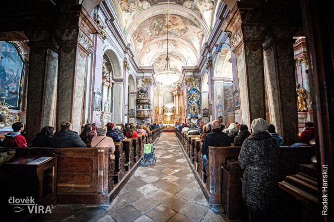 image:Image 10/source/orig/9742_6381_0_220327-primice-trebova-02.jpg