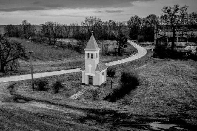 image:Image 10/source/orig/9744_6385_0_simre.jpg