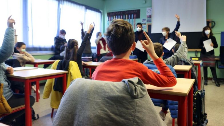 image:Image 10/source/orig/9823_6418_0_844.jpeg