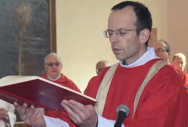 image:Image 11/source/orig/10746_7529_0_image.jpg