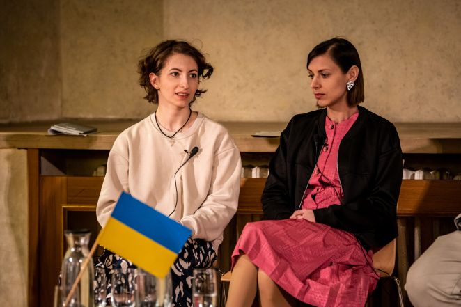 image:Image 11/source/orig/10948_angut-4101.jpg