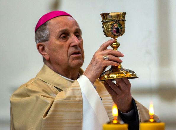 image:Image 12/source/orig/11317_jst-1198.jpg