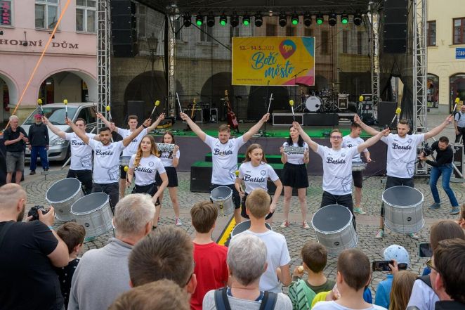 image:Image 12/source/orig/11484_8340_0_bo_msto_roman_polach203.jpg