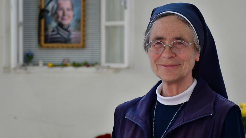 image:Image 12/source/orig/11517_meda-mladkova-a-nejvetsi-umelec.jpg