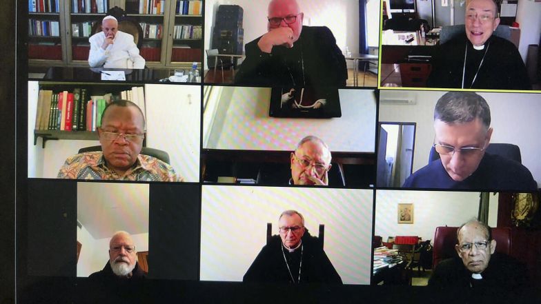 image:Image 12/source/orig/11537_reforma-je-tady-a-co-dal.jpg