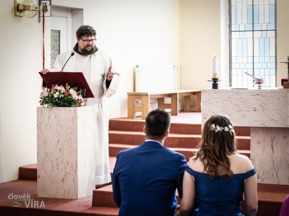 image:Image 12/source/orig/11560_8374_0_pesy-20190310-pesy-20190310-untitled-shoot-ds49012-1.jpeg