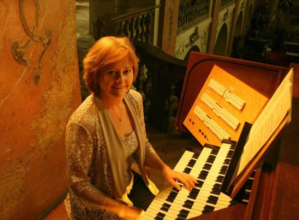 image:Image 12/source/orig/11598_8558_0_220518-forfest.jpg