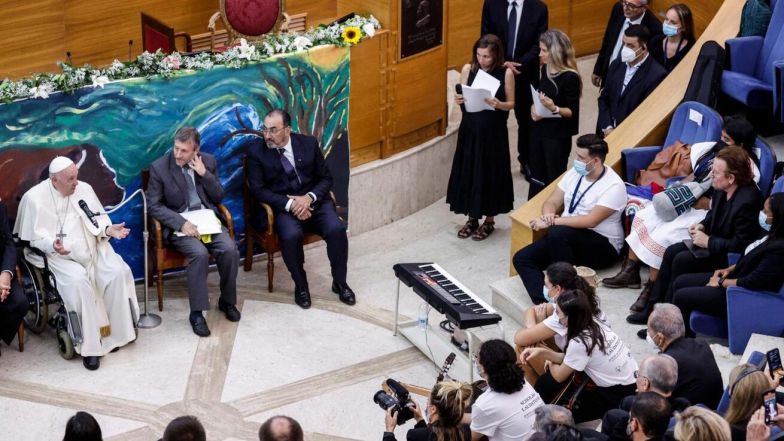 image:Image 12/source/orig/11795_8640_0_844.jpeg