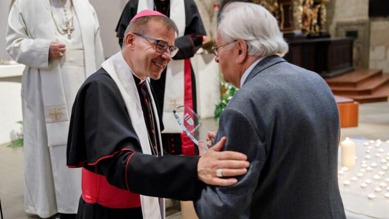 image:Image 13/source/orig/12307_9345_0_3u7a6483.jpeg