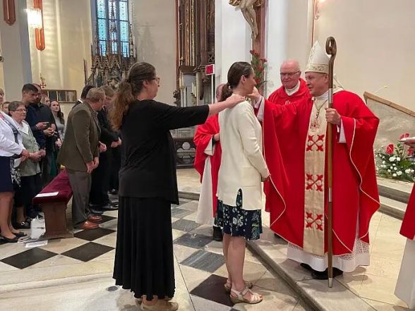 image:Image 13/source/orig/12413_9448_0_image.jpg