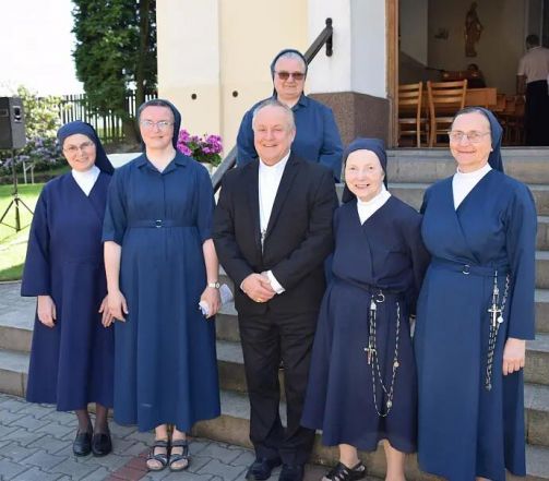 image:Image 14/source/orig/13134_10125_0_image.jpg