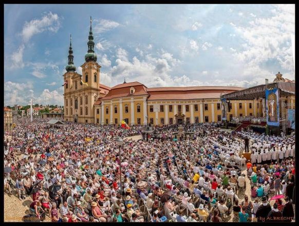 image:Image 14/source/orig/13300_10331_0_018471-2.jpeg