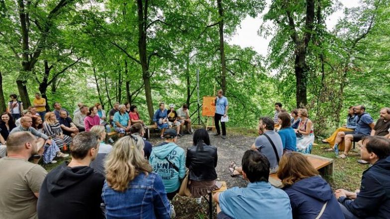 image:Image 14/source/orig/13557_10468_0_3u7a8680.jpeg