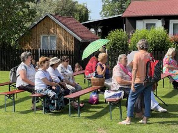 image:Image 15/source/orig/14042_10879_0_img-2229.jpg