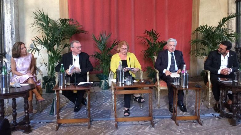 image:Image 15/source/orig/14301_11164_0_844.jpeg