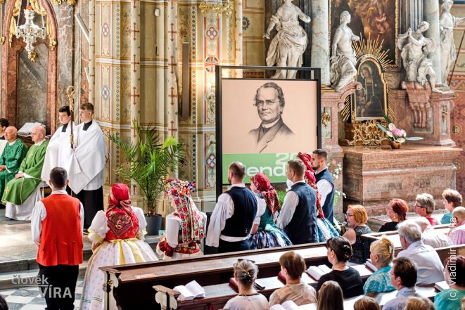 image:Image 15/source/orig/14380_dsc3557.jpg