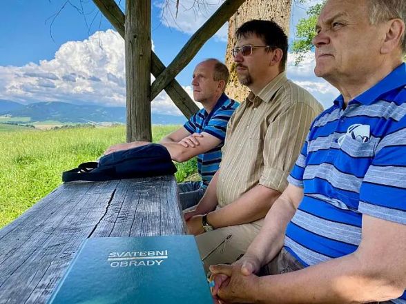 image:Image 15/source/orig/14447_11404_0_image.jpg