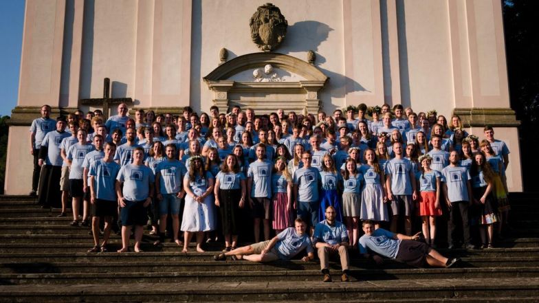 image:Image 15/source/orig/14915_12095_0_220808-raftcamp-2.jpg