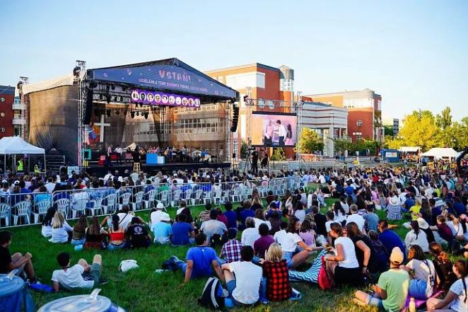 image:Image 15/source/orig/14987_12267_0_image.jpg