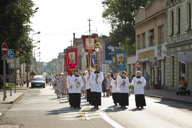 image:Image 16/source/orig/15532_12599_0_grodeckypl.jpg