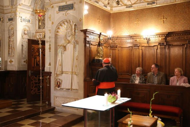 16/source/orig/15677_12845_0_kard-duka-sveti-relikviar.jpg image:Image 16/source/orig/15677_12845_0_kard-duka-sveti-relikviar.jpg