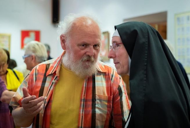 image:Image 16/source/orig/15965_13195_0_cech-zdir-mart-rehorova-cav.jpg