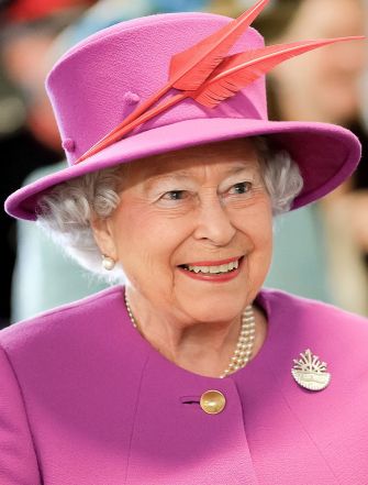 image:Image 17/source/orig/16199_queen-elizabeth-ii-in-march-2015.jpg