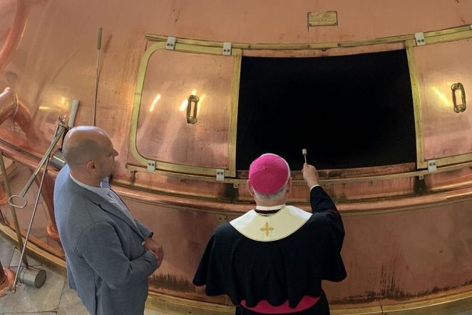 17/source/orig/16467_13854_0_budvar_zehnani22_w07.jpg image:Image 17/source/orig/16467_13854_0_budvar_zehnani22_w07.jpg