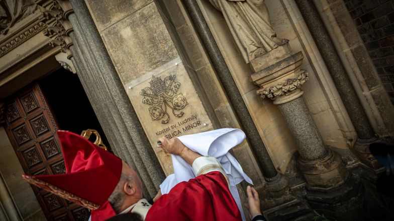 image:Image 17/source/orig/16602_prvni-bazilika-sv-ludmily.jpg