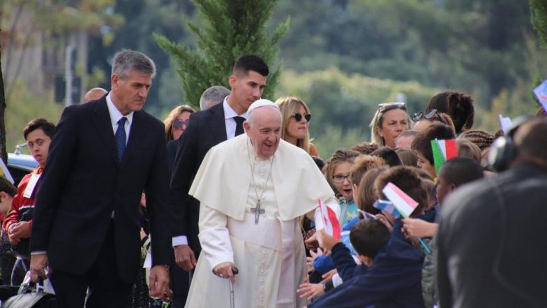 image:Image 17/source/orig/16793_14235_0_844.jpeg