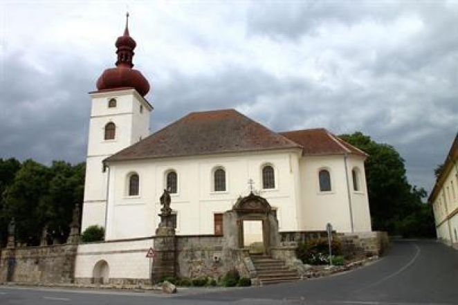 image:Image 19/source/orig/18054_15477_0_885528152604d0a283602ea9f964ca1b1d4f865b-uploaded-libesice-kostel.jpg