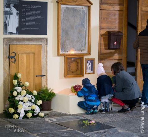 image:Image 19/source/orig/18159_15588_0_221022-cyril-vrbik-02.jpg