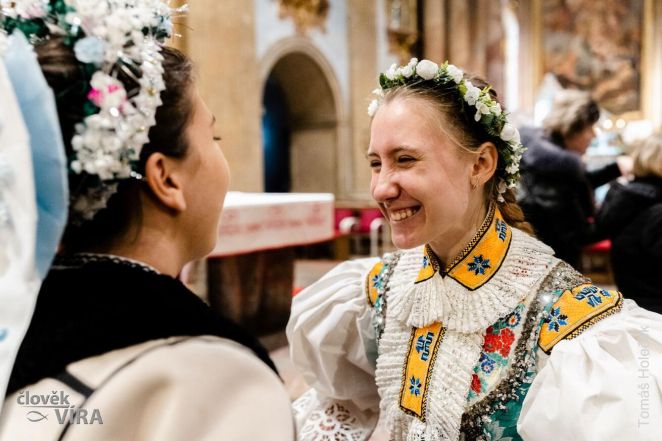 image:Image 19/source/orig/18893_16488_0_221104-birmovani-velehrad-11.jpg