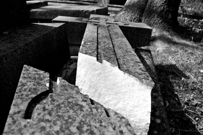 image:Image 20/source/orig/19139_zlomeny-kriz.jpg