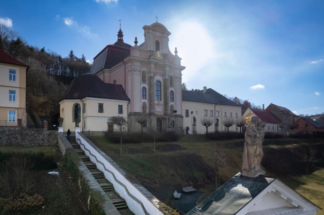 image:Image 20/source/orig/19588_17175_0_202202dronfulnek31-edit.jpg