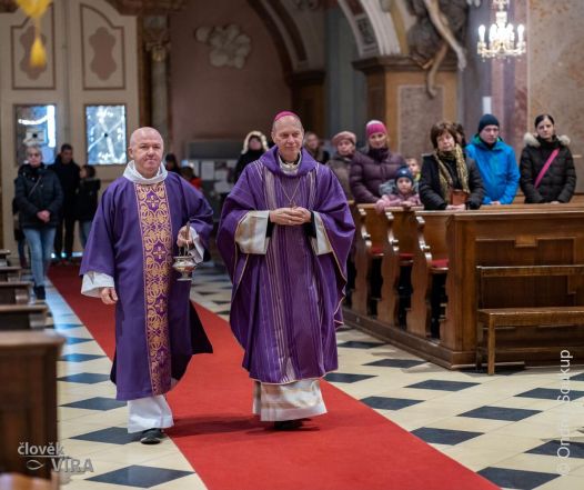 image:Image 21/source/orig/20325_17846_0_221204-kopecek-advent-3.jpeg