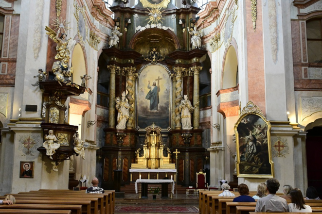 image:Image 21/source/orig/20937_kostel-sv-kajetana-1.png