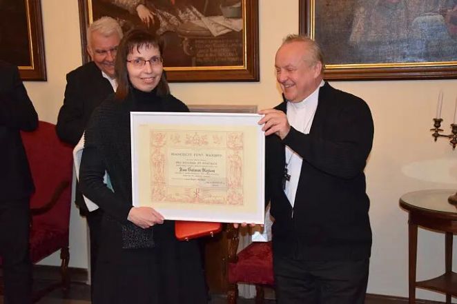 image:Image 21/source/orig/20959_18472_0_image.jpg