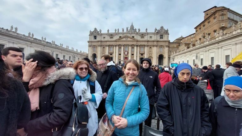 image:Image 23/source/orig/22047_19485_0_230110-pohreb-benedikt-xvi-castellar.jpg