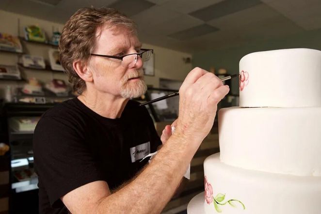 image:Image 23/source/orig/22808_20326_0_cake_artist_jack_phillips_owner_of_masterpiece_cakeshop_in_lakewood_colorado_credit_alliance_defending_freedom_cna.jpg