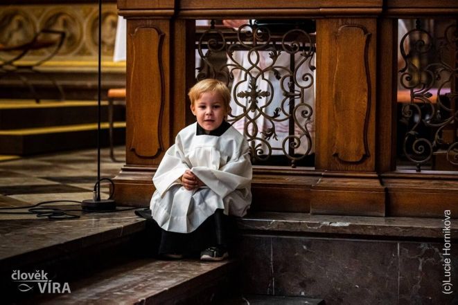 image:Image 24/source/orig/23024_20633_0_ministrant-1.jpg