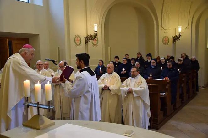 image:Image 24/source/orig/23085_20667_0_image.jpg