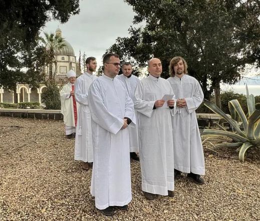 image:Image 24/source/orig/23374_20742_0_image.jpg