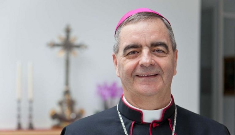 image:Image 25/source/orig/24756_hk-72-2018-11-ein-gespraech-mit-erzbischof-nikola-eterovic-dem-apostolischen-nuntius-in-berlin-der-zoelibat-ist-kein-tabu.jpg