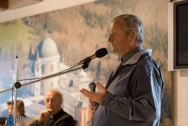 image:Image 27/source/orig/26246_22513_0_ivo-buran.jpg