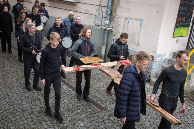 image:Image 27/source/orig/26542_22628_0_josef_cinciala_clovek_a_vira.jpg