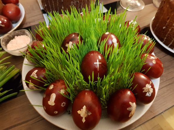 27/source/orig/26689_georgia-easter.jpg image:Image 27/source/orig/26689_georgia-easter.jpg