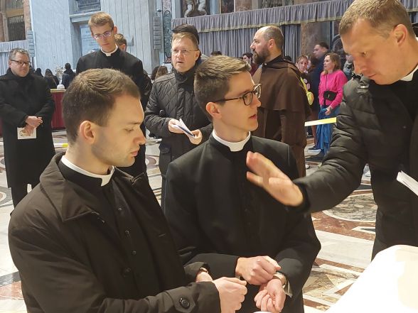 image:Image 27/source/orig/26883_20230408-093512.jpg