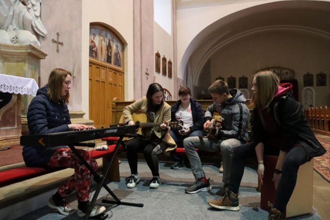 image:Image 30/source/orig/29827_23691_0_230512-proscholy-pristav-0.jpg